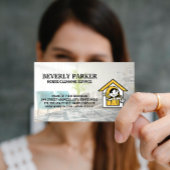 ハウスクリーナーロゴ |整理されたリビングルーム 名刺