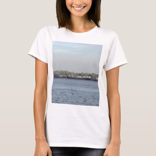 ハウスボート Tシャツ (正面)
