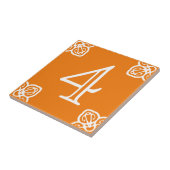 ハウス番号 – スペインのホワイトオンオレンジ タイル (側面)