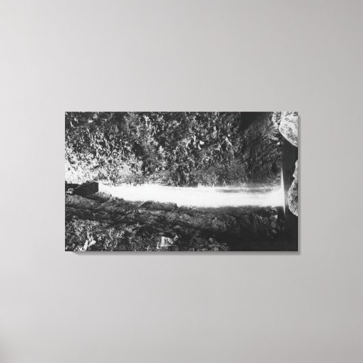 ハウラ， HI – 聖なる滝、ニアクーパーランチイン キャンバスプリント (正面)