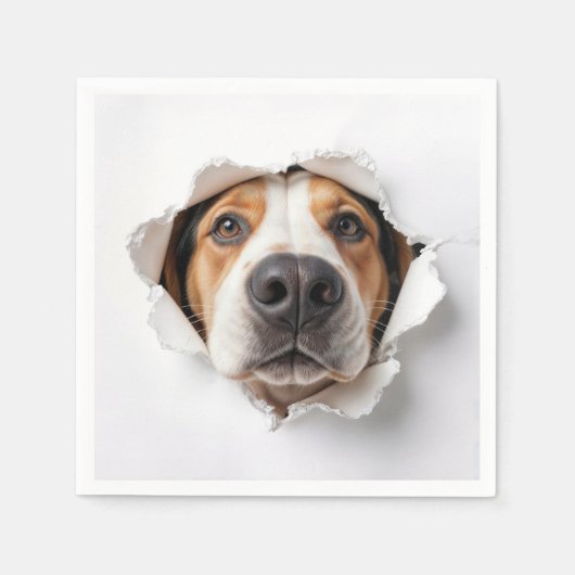 ハウンド犬が引き裂かれた紙穴を覗く スタンダードカクテルナプキン (正面)