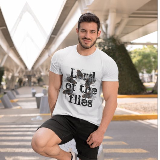 ハエの主 Tシャツ