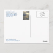 ハガキ、一日の最後の波に乗るサーファー ポストカード (裏面)