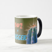 ハガーではないおもしろい – サボテンの社会的距離！ モーフィングマグカップ (正面右)