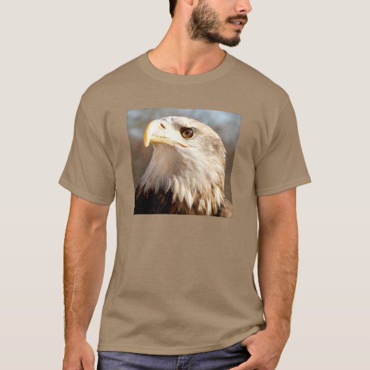 ハクトウワシの横顔 誇り高く Tシャツ (正面)