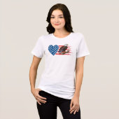 ハクトウワシ、アメリカ国旗ハート トライブレンドTシャツ (正面全面)