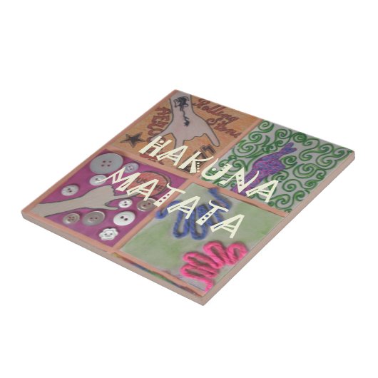 ハクナマタタハンドサインアートプリント タイル (側面)