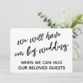 ハグができるまで延期された結婚式 招待状 (スタンド正面)