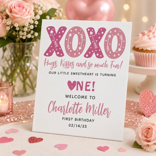 ハグとキスでXOXO バレンタインデー １歳の誕生日 台座サイン