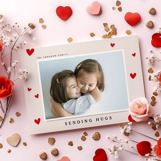 ハグの送信，赤いハート写真Valentines シーズンカード