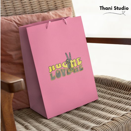 ハグミーラブミーピースサインヴィンテージレトロバレンタイン ミディアムペーパーバッグ