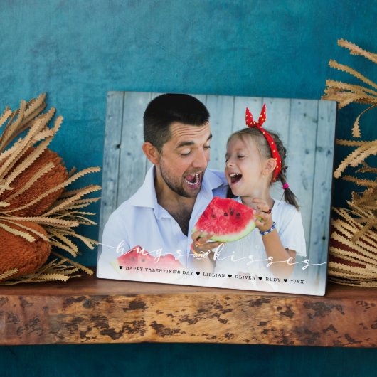 ハグ&キスハッピーバレンタインデーファミリーフォト フォトプラーク (側面)