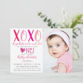 ハグ&キスバレンタインデー1st誕生日の写真 招待状 (スタンド正面)