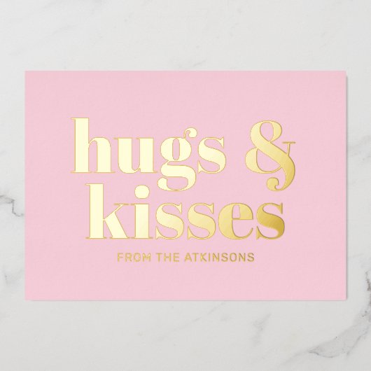 ハグ＆キス ピンク 白 モダン ボールド タイポグラフィー 箔シーズンカード (正面)