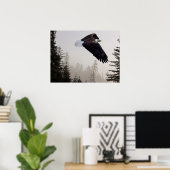 ハゲのワシが霧の中を舞い上がる ポスター (ホームオフィス)