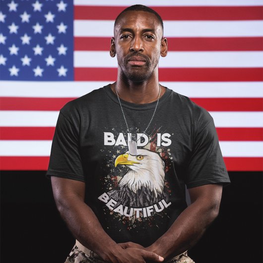 ハゲは美しいハゲの愛国心アメリカ人 Tシャツ