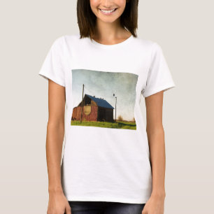 ハゲタカおよび納屋 Tシャツ