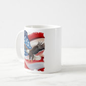 ハゲワシとアメリカ国旗 7月4日 コーヒーマグカップ (正面左)