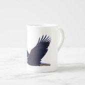 ハゲ飛んでいるワシ ボーンチャイナマグカップ (正面右)