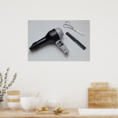 ハサミとコーム付きヘアドライヤー ポスター (キッチン)