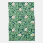 ハスのラグーンパターン – 白い蓮 キッチンタオル (縦)