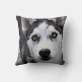 ハスキーな子犬の枕 クッション (裏面)