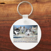 ハスキーな犬のそり キーホルダー (正面)