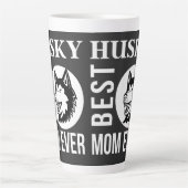 ハスキーのママ、犬のママ、ハスキーのプレゼント カフェラテマグ (正面)