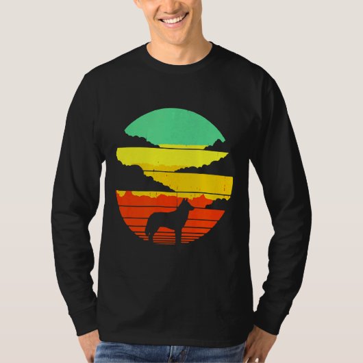ハスキーは私の精神動物だ Tシャツ (正面)