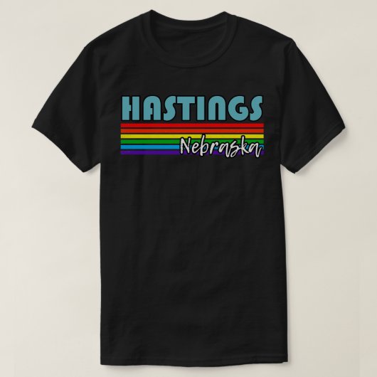 ハスティングネブラスカプライドハスティングズLGBTギフトLGBTQ Tシャツ (デザイン正面)