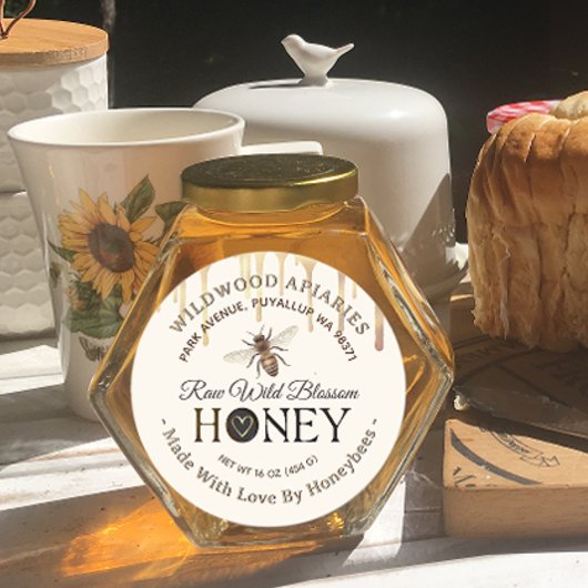 ハチによる愛で作られるハチミツのドリップとハート ラウンドシール