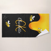 ハチの巣の蜂蜜がしたたるモノグラム 黒と金 バスタオル (バスタオル)