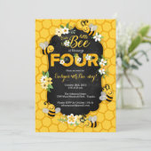 ハチの4歳誕生日パーティー招待状 - ハチの誕生日 招待状 (スタンド正面)