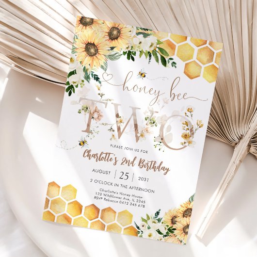 ハチをテーマにした2歳の誕生日招待状 招待状