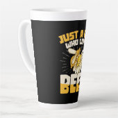 ハチを愛する女の子 カフェラテマグ (左アングル)