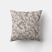 ハチドリの葉タウペお洒落ヴィンテージ クッション (裏面)