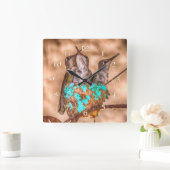 ハチドリベビーが放り出す スクエア壁時計 (ホーム)