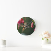 ハチドリ食べ物を与えドリの明るい赤紫色 ラウンド壁時計 (ホーム)