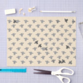 ハチミツの生い立ち後に飛行するミツバチ 薄葉紙 (クラフト)