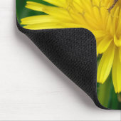 ハチミツバチオンザイエローダンデリオン マウスパッド (コーナー)