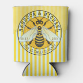 ハチミツ結婚ビーの愛の甘さ |カスタム 缶クーラー (正面)