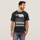 ハチミツ Tシャツ (正面フル)