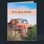 ハッおもしろいト75th誕生日ヴィンテージオレンジトラック003 カード<br><div class="desc">ハッおもしろいプ75th誕生日ヴィンテージオレンジトラック003フィールドにそのヴィンテージトラックを持つこのカードは、非常に特別な男にハッピーバースデーを望むおもしろいの方法である。すべての文字はカスタマイズ可能。おもしろいと1種類のカード!私の誕生日カードの詳細を表示するには、必要な年を入力し、Zazzleの検索ボックスに入力または切り取って貼り付ける:ジャクリナート誕生日</div>