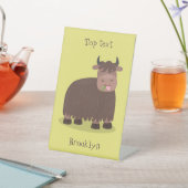 ハッおもしろいピー食べヤクの草の漫画イラストレーション 台座サイン (インサイチュ)