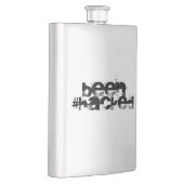 ハッキングされた フラスク (右)