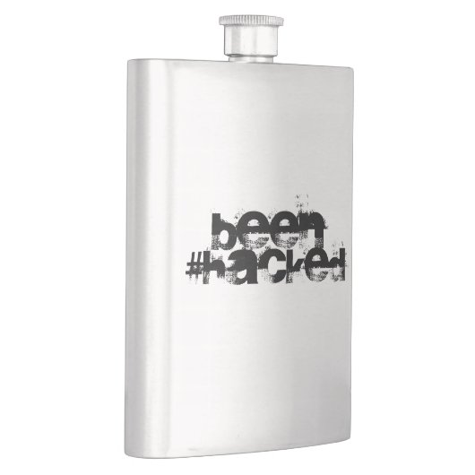 ハッキングされた フラスク (右)