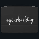 ハッシュタグ |スクリモダンプトトレンディー黒 iPad AIR カバー<br><div class="desc">Twitter、シンプルInstagram、Facebook、Pinterestスタイリッシュなどのソーシャルメディアアカウントで使われているハッシュで、簡単に使える、パーソナライズされたベスポクのハッシュタグのデザイン。このカスタムデ#hashtagンで、独自のデザインを広げましょう！#YourHashtag モダン in minimalist script手書きタイポグラフィは、トレンド・トピックを含む、次のようなカスタムラベルに対応しています。#legand #nofilter #metoo #blessed #loveislove #pride #blacklivesmatterその他多くのもの。</div>