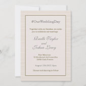 ハッシュタグ パーソナライズ ゴールド グレー ストライプ ウェディング 招待状 (正面)