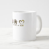 ハッスル、ホーム、ハート:やる気を起こさせる心地よいデザイン ジャンボコーヒーマグカップ (正面右)