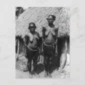 ハットの前に立つヌビア人女性 ポストカード (正面)